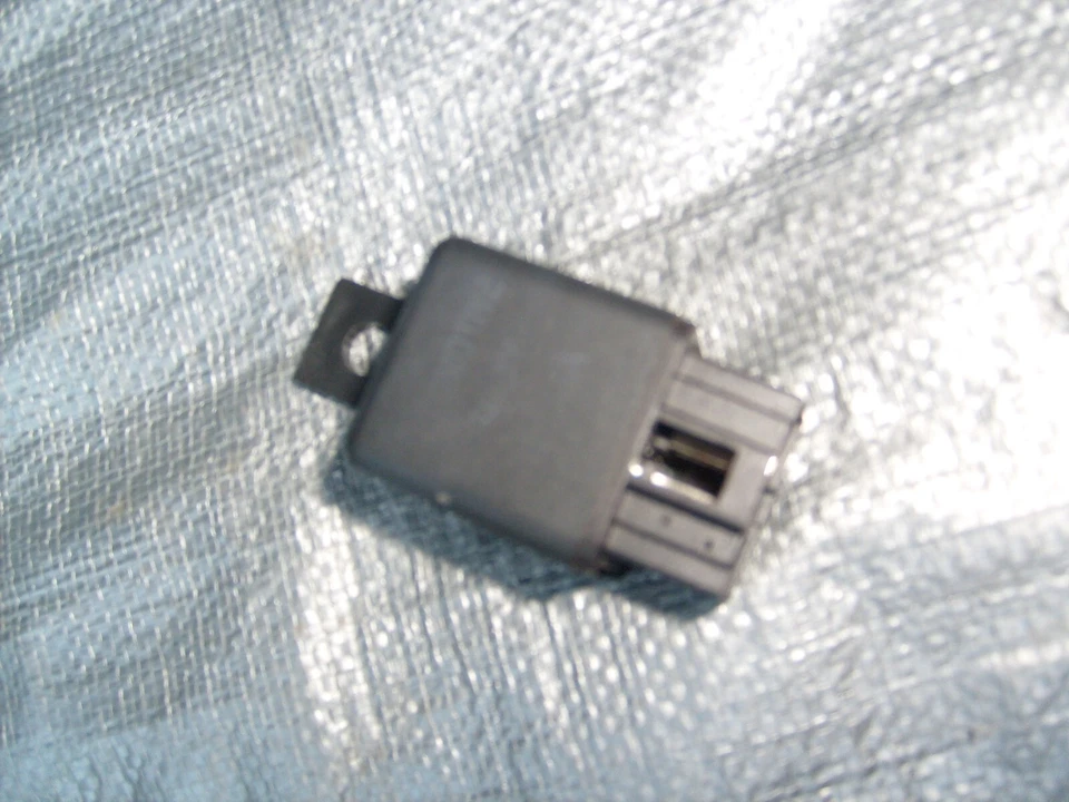 Relé Tigershark Monte Carlo 770 DAYTONA NOVO 3008-297 640 BOMBA DE PORÃO 640 1000 - Imagem 2 de 3