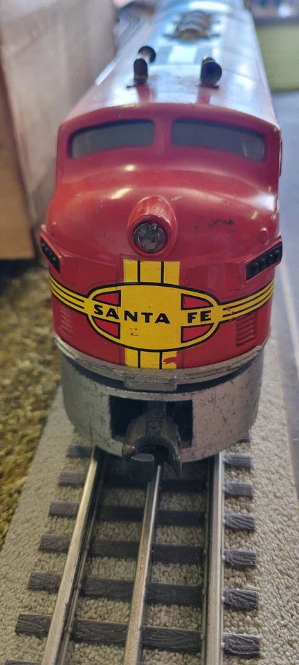 Lionel Sante Fe 2243, 2243c, AB With Original 2243P Box Tested And Working  - Image 4 of 4