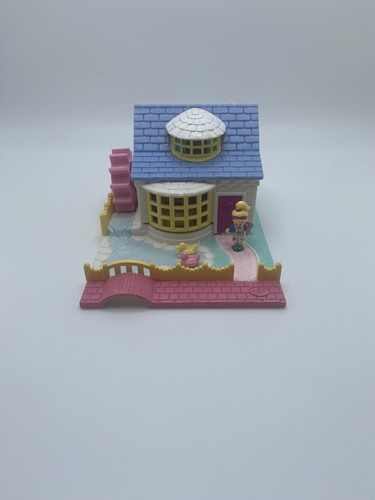 Vintage 1994 Bluebird Toy Polly Pocket Grandma's Cottage With Doll