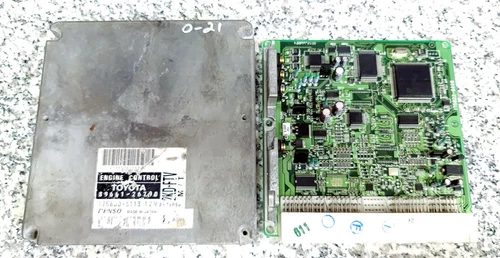 Toyota 2KD-FTV M/T 89661-26790 Engine computer ECU oem jdm used - Picture 4 of 6