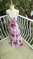 ๐น๐น NWT GUESS BY MARCIANO FLORAL SLIP DRESS SIZE XS ๐น๐น