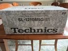 ***Technics SL-1210M5G*** New in Box