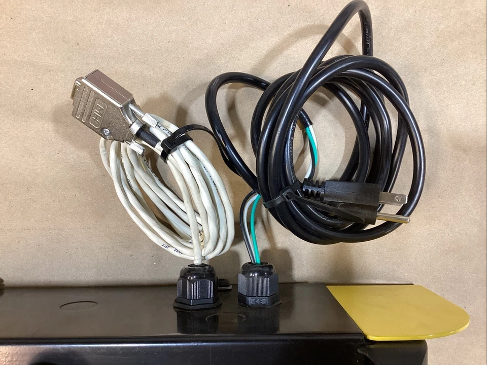 Banner STBVR81-RB1E02 Duo-Touch Run Bar 2NC E-Stop indicador de 4 colores Foto 3 de 4