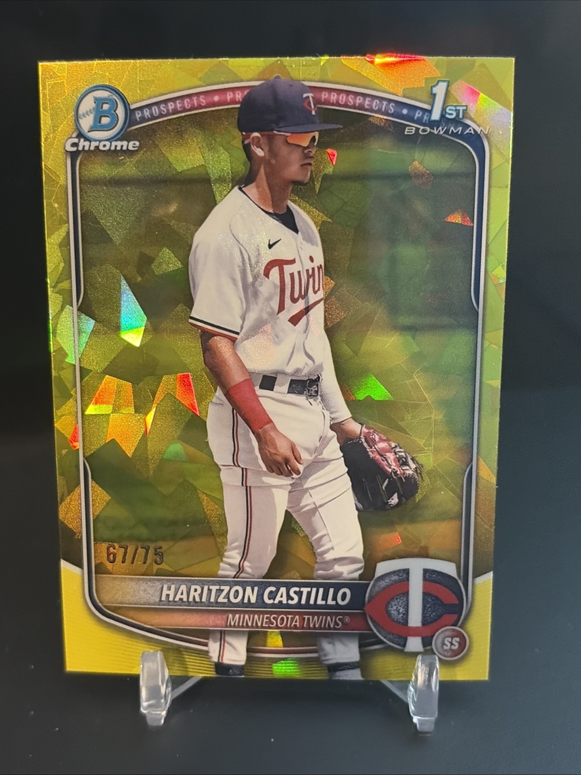 Haritzon Castillo 2025 1st Bowman Chrome #161 Sapphire YELLOW REFRACTOR /75 Twin