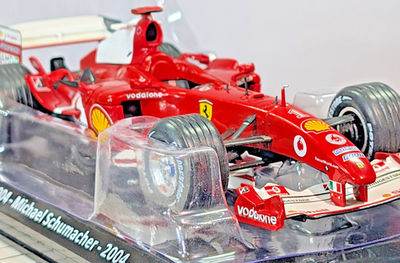DeAGOSTINI 1/24 Ferrari F2004 Michael Schumacher #1 2004 F1 World