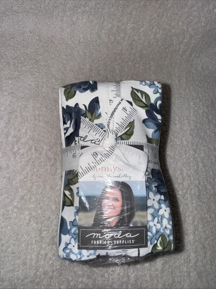 Sunnyside By Camille Roskelley For Moda. Out Of Print Fat Eighth Bundle - Image 2 of 4