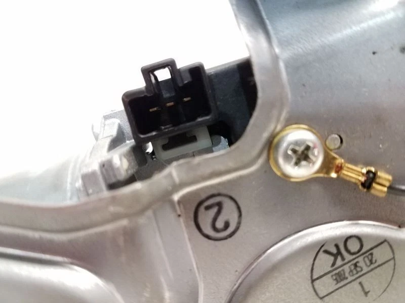 Motor limpiaparabrisas trasero Toyota Sienna 2004-10 - potencia Foto 3 de 3