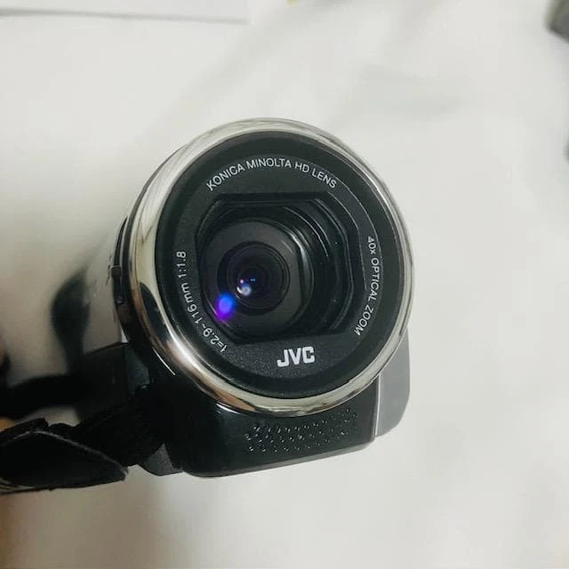 JVC Everio GZ-E311 Silver 8GB Camcorder 60x Zoom HD Video Camera - Image 4 of 4