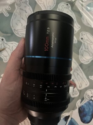 SIRUI 100mm T2.9 Anamorphic Manual Focus Lens for Sony E-Mount