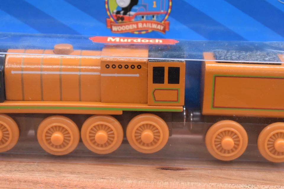 Murdoch & Tender Collector Card Included Gullane 2004 Thomas & Friends Wooden - Image 4 of 4