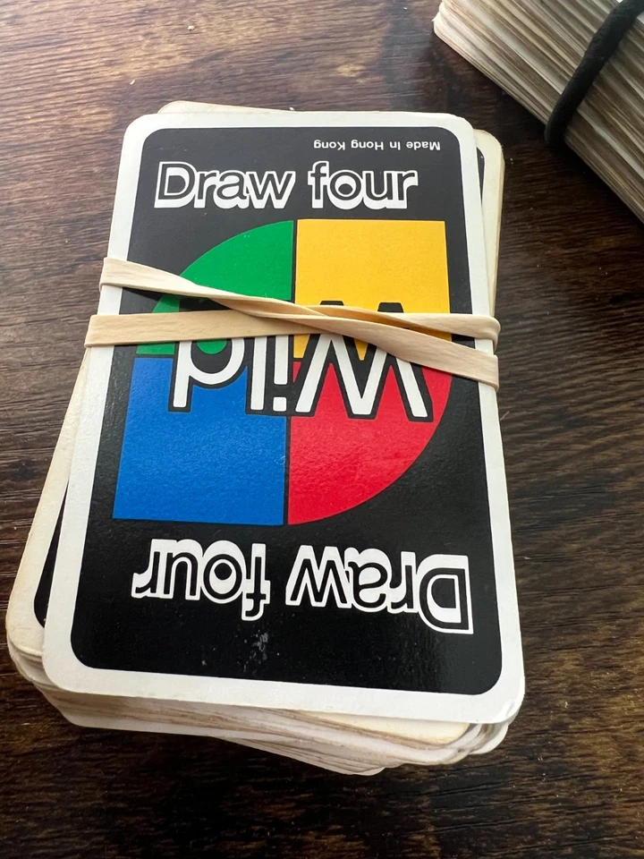 Uno Card Game Vintage Hong Kong International Games Edition RARE GUC - Image 4 of 4