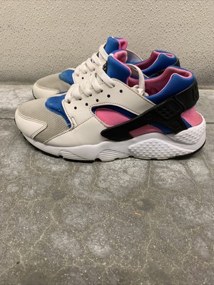 white huaraches girls