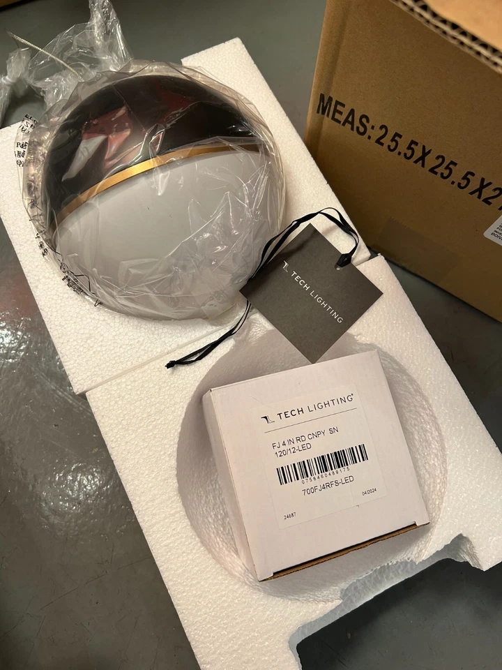 7" Akova Monopoint Pendant By Visual Comfort 700MPAKVBRS-LED927 - Image 2 of 4