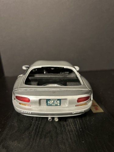 Maisto Special Edition 1996 Silver Dodge Viper GTS Die Cast 1:18 Silver - Foto 7 di 23
