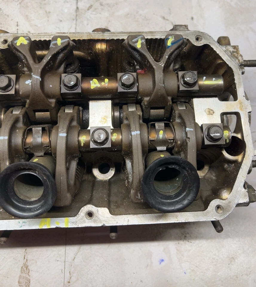 Conjunto de culata derecha derecha derecha 95-00 STRATUS CIRRUS 96-00 SEBRING Conv 2,5 L V-6 Foto 3 de 4