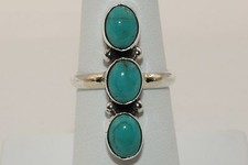 Signed Navajo Sterling Silver Emerald Valley Turquoise Ring - Size 7.25