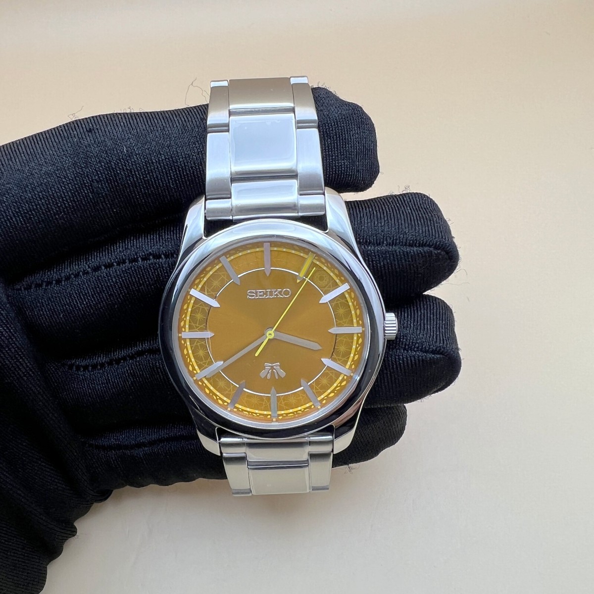 sayoko.0119.k 25000ディナール Amazon.com: Sieko Women's SYMD94 Two Tone Stainless Steel