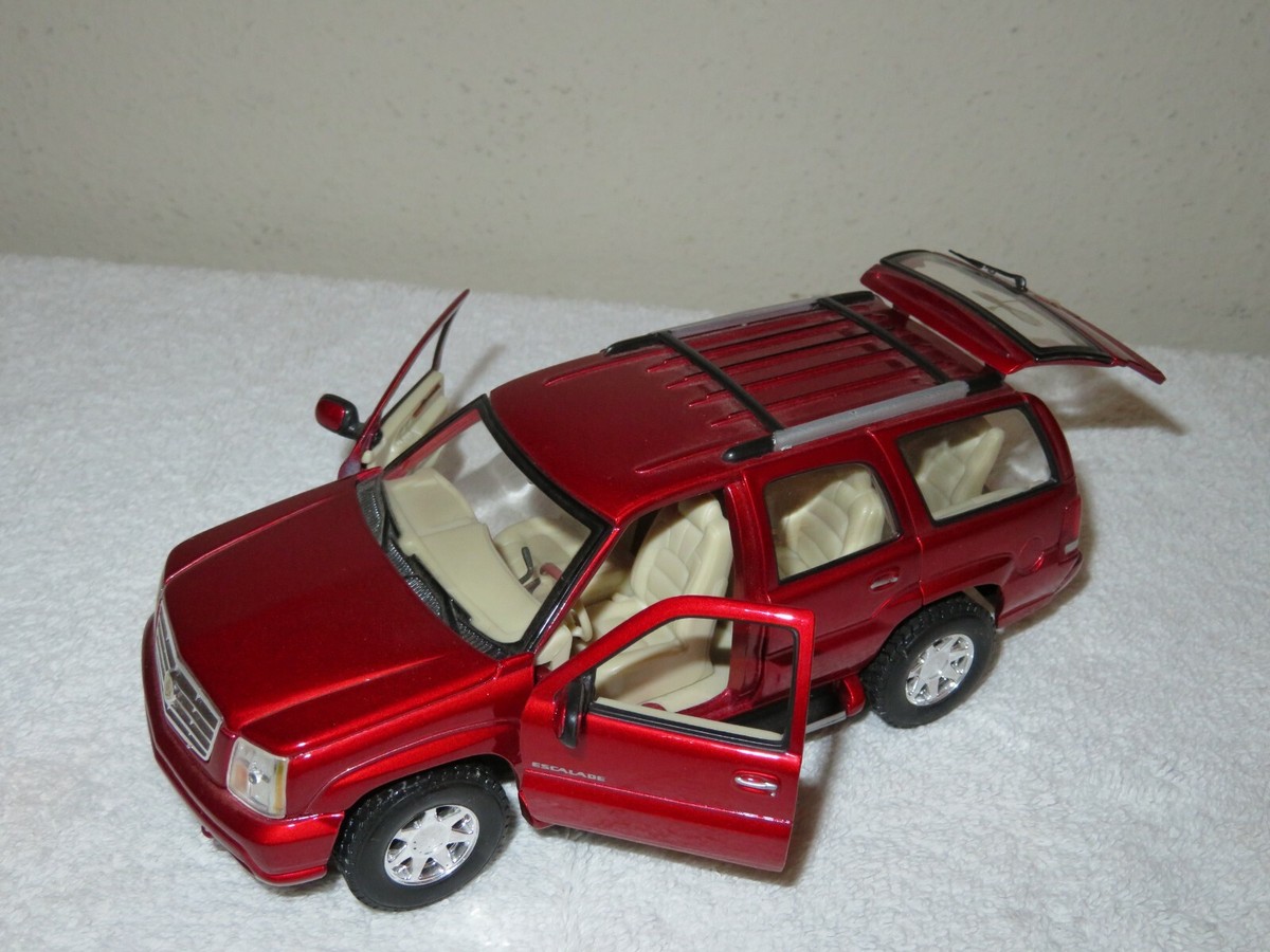 ORIGINAL 2002 CADILLAC ESCALADE RED 1:24 SCALE WELLY | eBay