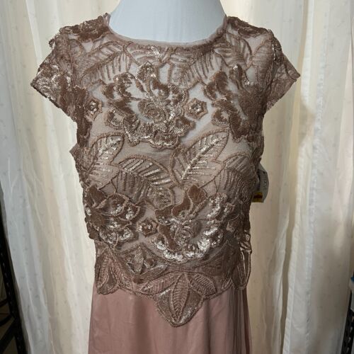 Vestido de noche Alex Evenings bordado con lentejuelas talla 6 oro rosa - Imagen 2 de 14