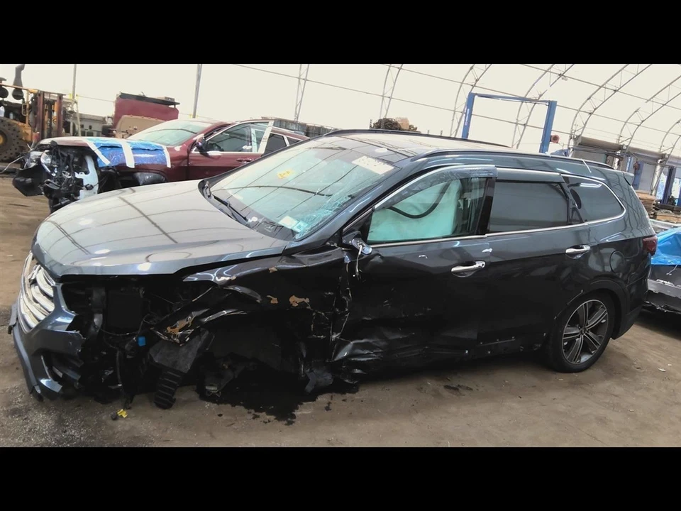 Fuse Box Engine Compartment Canada Market Fits 13-16 SANTA FE 6841597 - Image 4 of 4