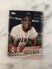2020 Topps Decades' Best Willie Mays #DB-1 New York Giants Baseball Card