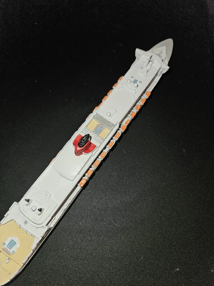 CMKR 323 Queen Mary 2 Schiffsmodell 1:1250 - Bild 4 von 4