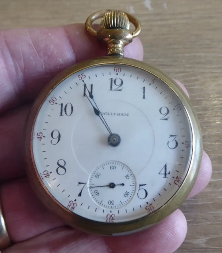 WALTHAM  GENTS GOLD PLATED  ANTIQUE GENTS  POCKET WATCH