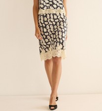 Women Doen Silk Lace Contrasting Floral A-line Midi Skirt