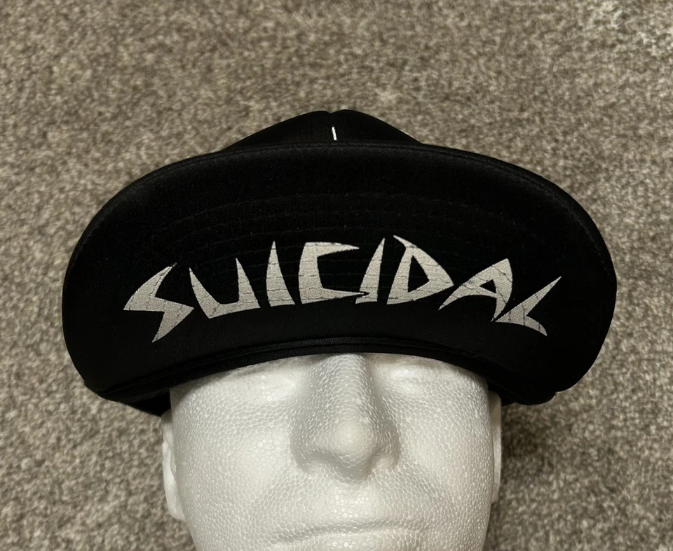 SOMBRERO ABATIBLE Suicidal Tendencies Negro Dogtown Punk Cuerda Gorra Camionero Patinador Foto 3 de 4