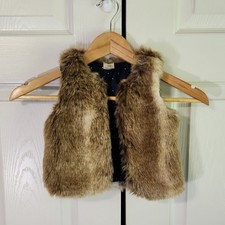 OshKosh B'gosh Baby Girl Polka Dot Lined Brown Faux Fur Vest Size 18M Buttons