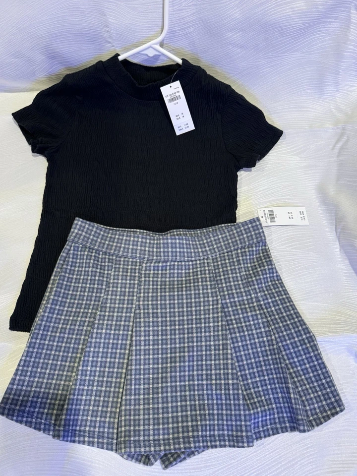 Nuevo con etiquetas Conjunto Niñas Abercrombie & Fitch Niños Logo Top/Falda Mediana Talla 13 14 (6) Foto 2 de 4