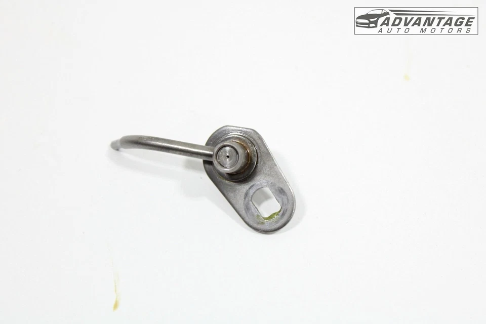 Chevrolet Colorado 2015-22 2,5 L motor pistón boquilla de chorro de aceite 12670941 OEM Foto 2 de 4