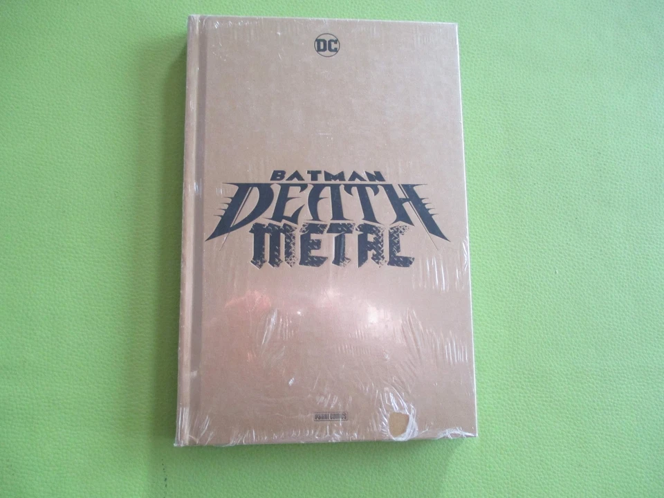 Batman: Death Metal Paperback Hardcover Limitiert 666 Neuware OVP