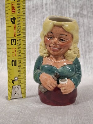 Royal Doulton Character Jug Betty Bitters The Barmaid D6716 1983 Small 4'' Tall