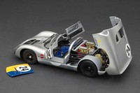 Exoto MTB00063B 1:18 Porsche 910 1968 NüRburgring 1000 Km Lufthansa Silber
