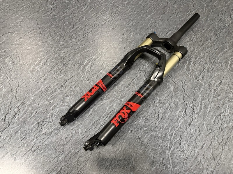 Fox 32 Performance Series Float 27.5” Forks