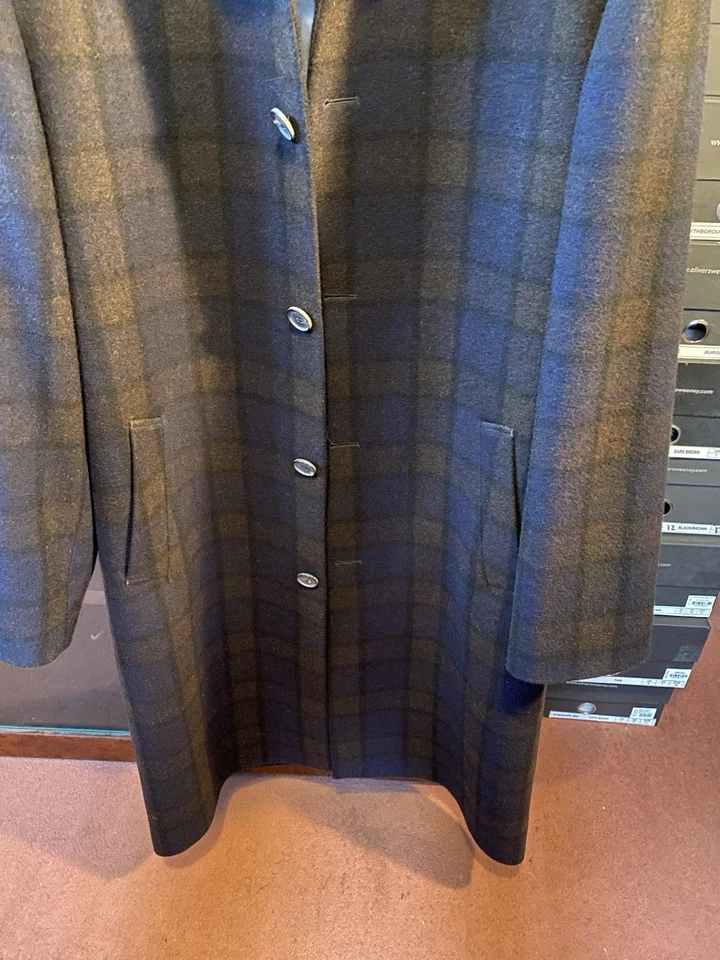 OLIVER SWEENEY, BRAND NEW, SIZE XL , ALDOUS, NAVY CHECK , ITALIAN WOOL OVERCOAT - Image 4 of 4