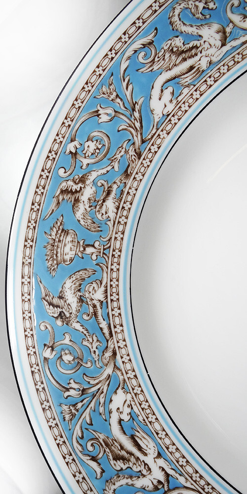 FLORENTINE TURQUOISE by Wedgwood Friuit Centre Dinner Plate 10.75