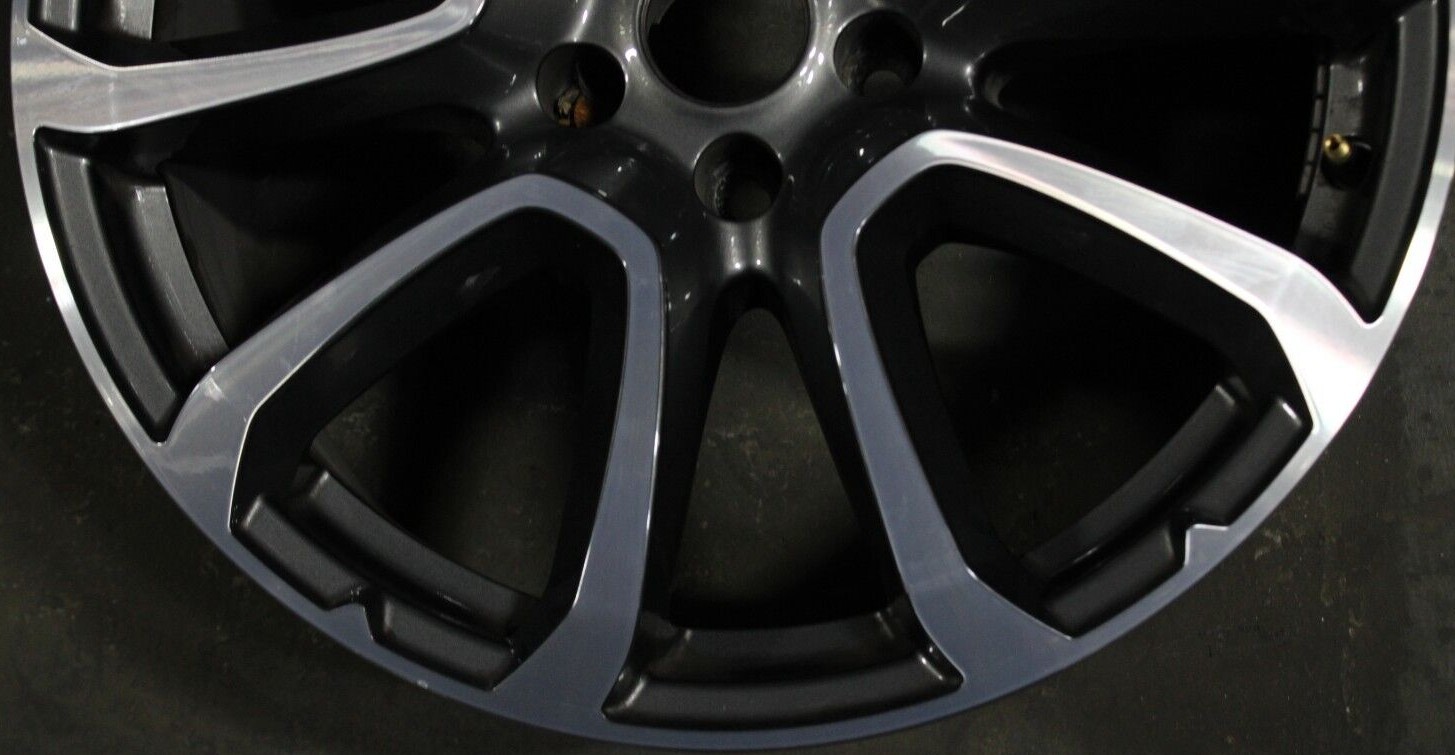 2017 2018 2019 MASERATI LEVANTE 19x8.5 19" OEM WHEEL RIM 96415 670044699 FRONT