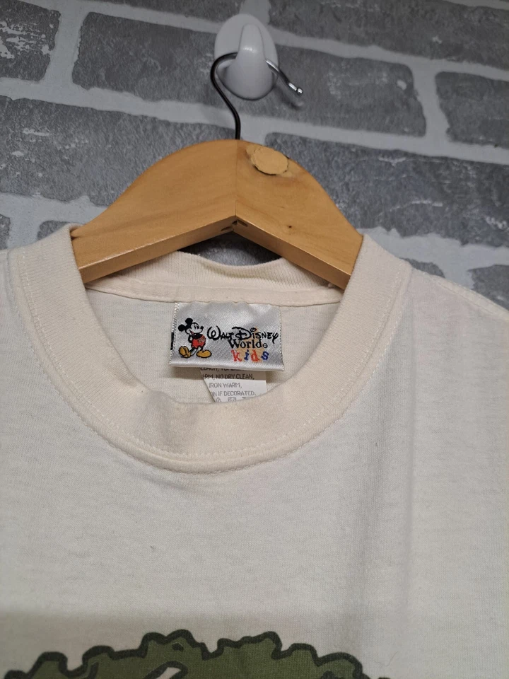 Camiseta Vintage Disney Infantil Animal Kingdom Tamanho 4-5 XS Fabricada nos EUA - Imagem 4 de 4