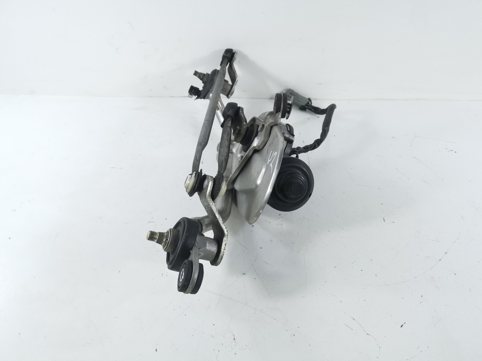 08-19 Maserati GranTurismo S M145 Windshield Wiper Motor OEM