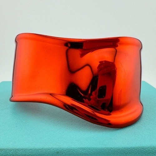 RARE Tiffany & Co. Limited Edition Red Elsa Peretti Bone Cuff, Small Motif - Picture 8 of 9
