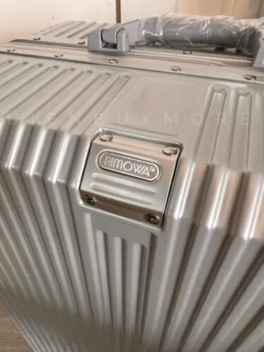 Rimowa Aluminum Luggage trolley case Logo label emblem sticker 3.3cm (1pc.) - Picture 4 of 11