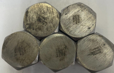 NORD SWEDEN PLUGS PN UNKNOWN (316)51 MALE THREADED THREAD LENGTH 1/2'' LOT OF 5