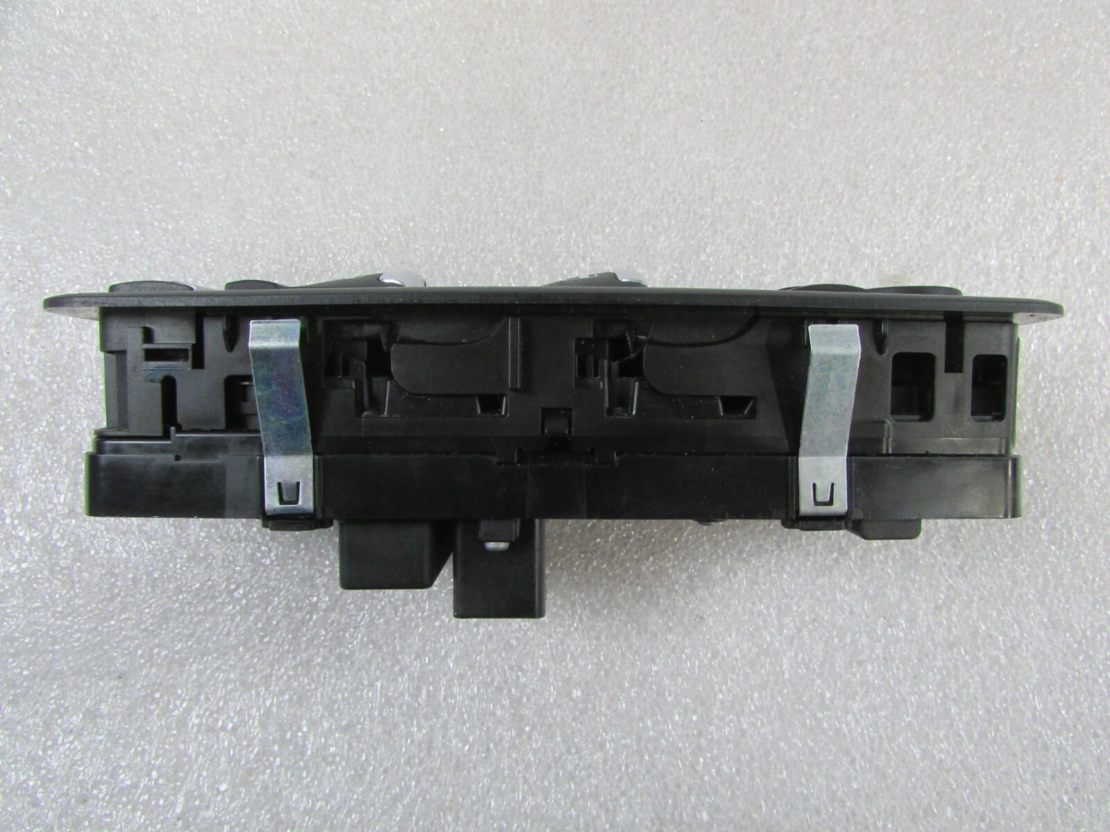 Maserati Ghibli LH, Left Front Door Switch, Used, P/N 670025406