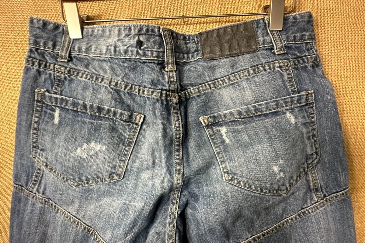 Copper Rivet men's blue denim patched distressed shorts 31W