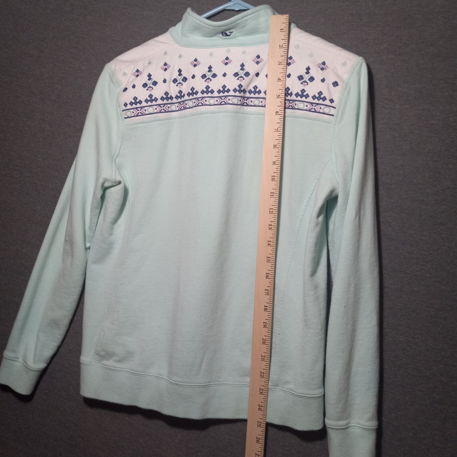 Vineyard Vines woman's Small Pullover - image 10