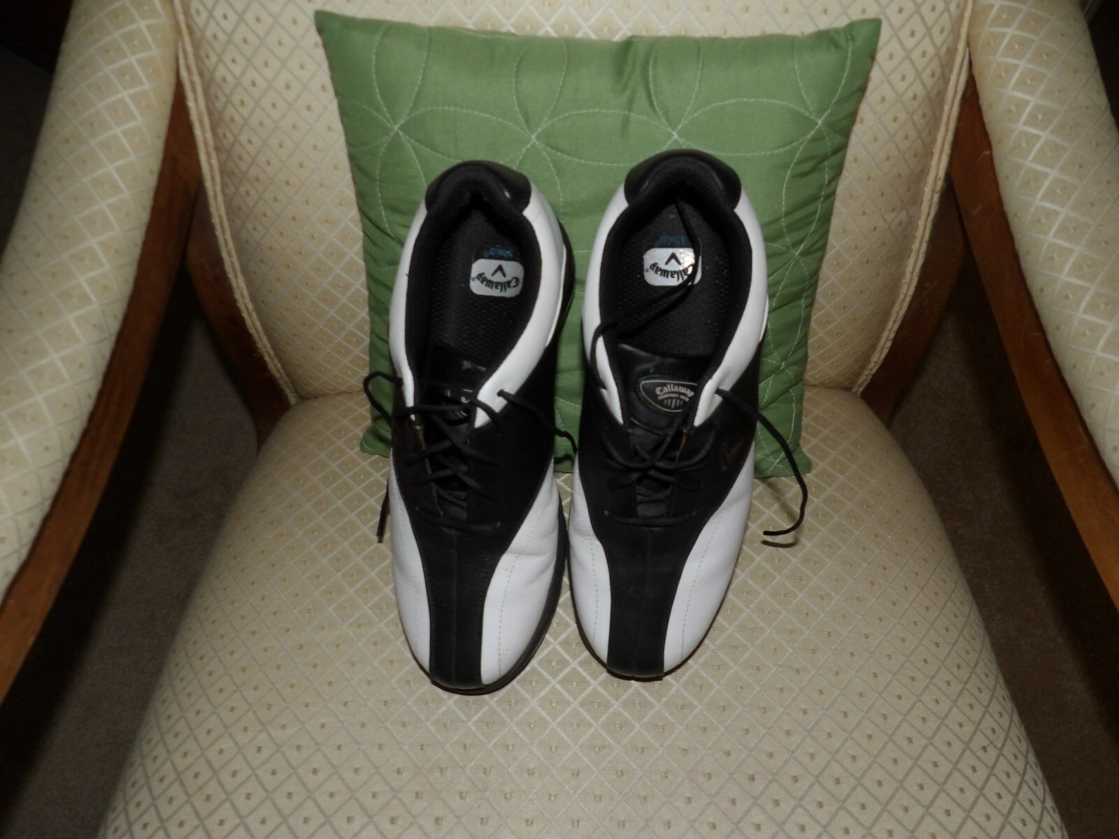 CALLAWAY W43012 ORTHOLITE BLACK WHITE TWO TONE HYPERBOLIC GOLF SHOES 8