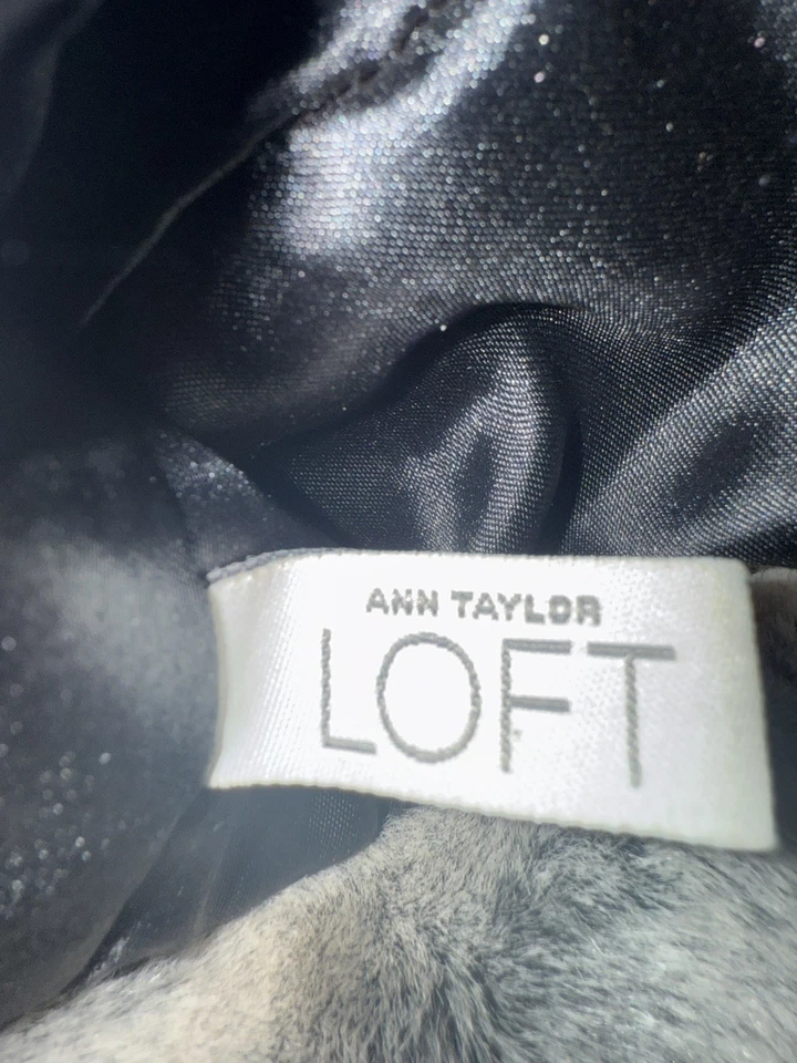 Gorro de piel sintética beige tostado talla única Ann Taylor Loft Foto 2 de 2