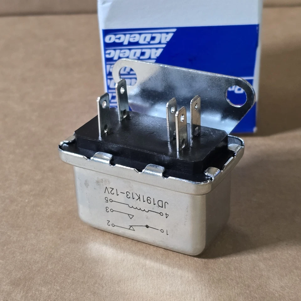 D1724C AC Delco Windshield Washer Relay for Chevy Olds VW SaVana Express Van Foto 2 de 4